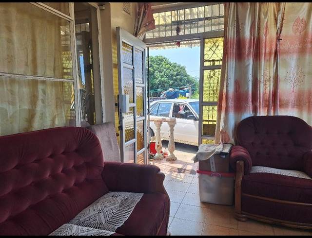 3 BEDROOM HOUSE FOR SALE IN CRAIGIEBURN